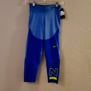 Nike pro Tight fit lady's Capri